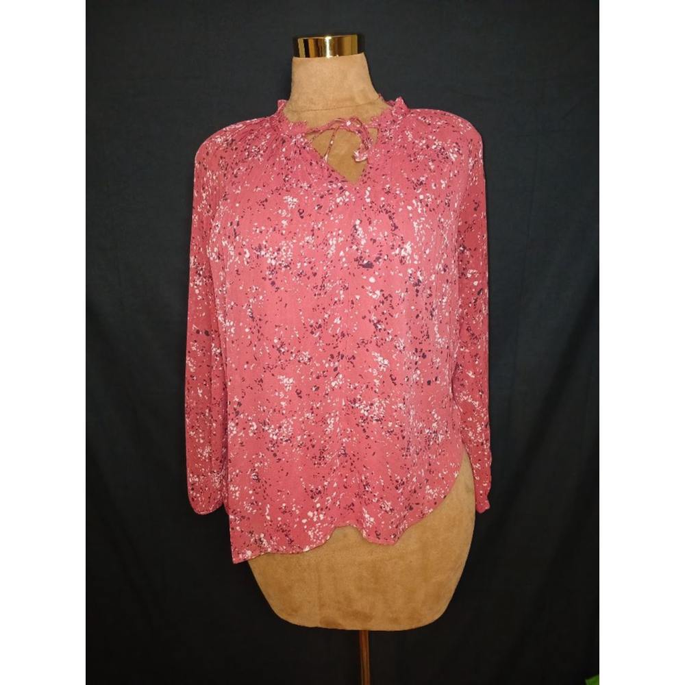 Blouse by simply Vera size medium ladies